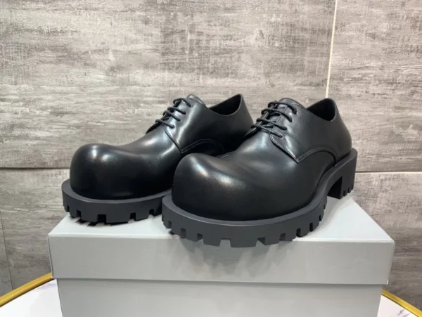 Balenciaga shoes - rep shoes