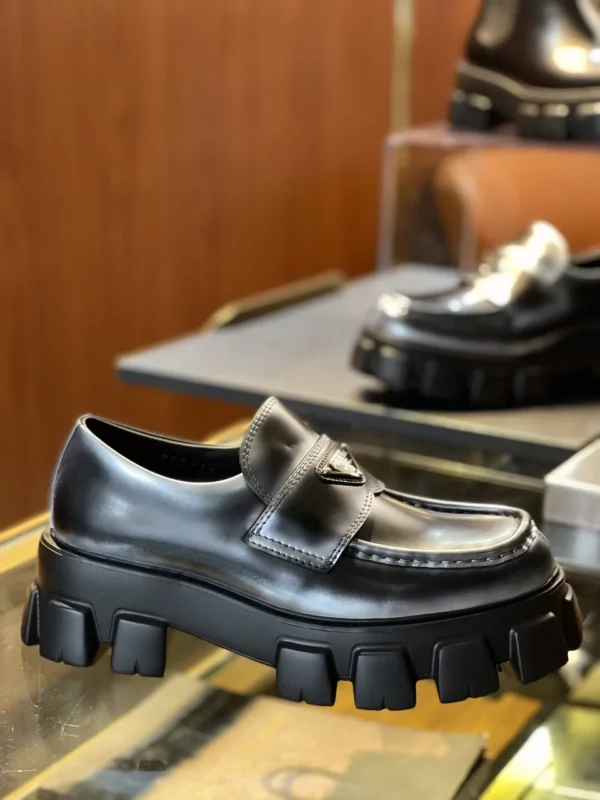 Prada shoes - Replica shoes