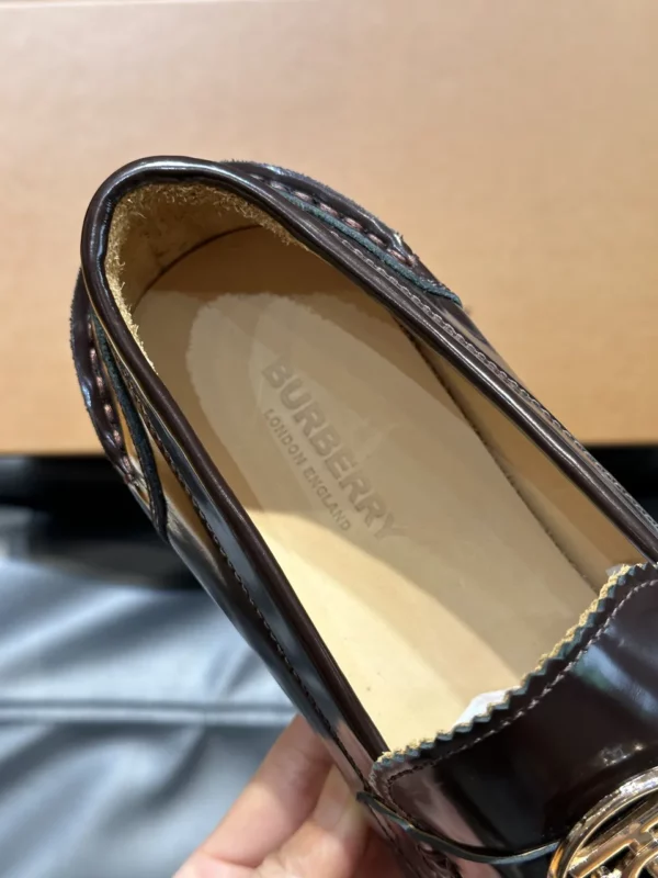 Burberry shoes - rep shoes