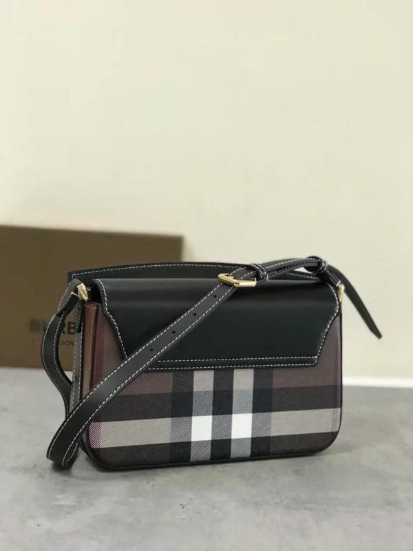 Burberry bag - replica bags