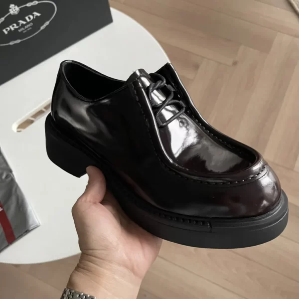 Prada shoes - Replica shoes