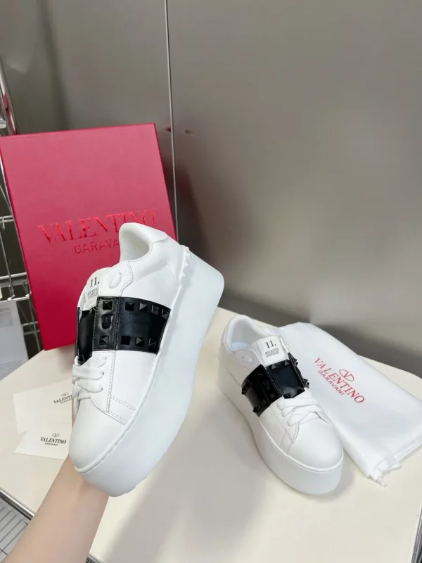 Valentino shoes - rep shoes