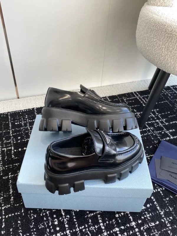 Prada shoes - Replica shoes