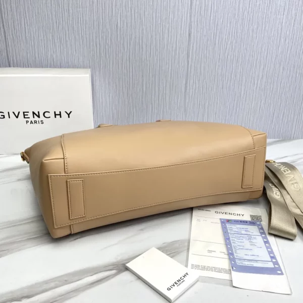 Givenchy bag - rep bags