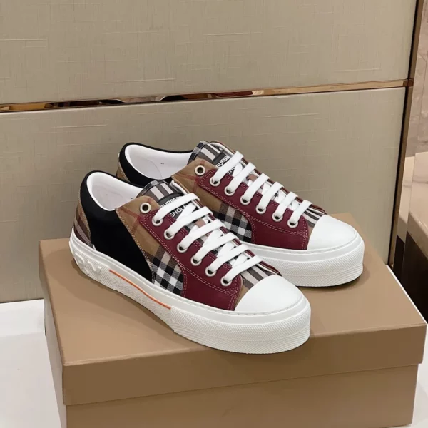 Burberry shoes - Reps shoes