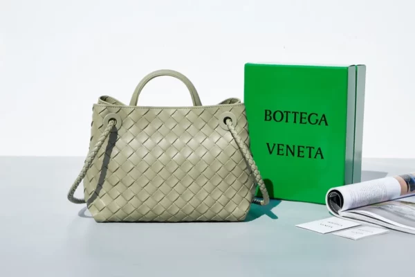 Bottega Veneta bag - replica bags