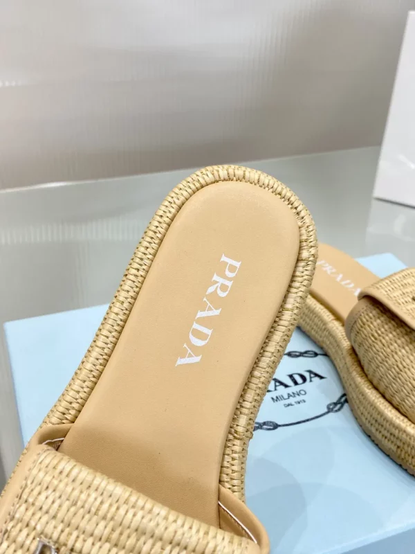 Prada shoes - Replica shoes