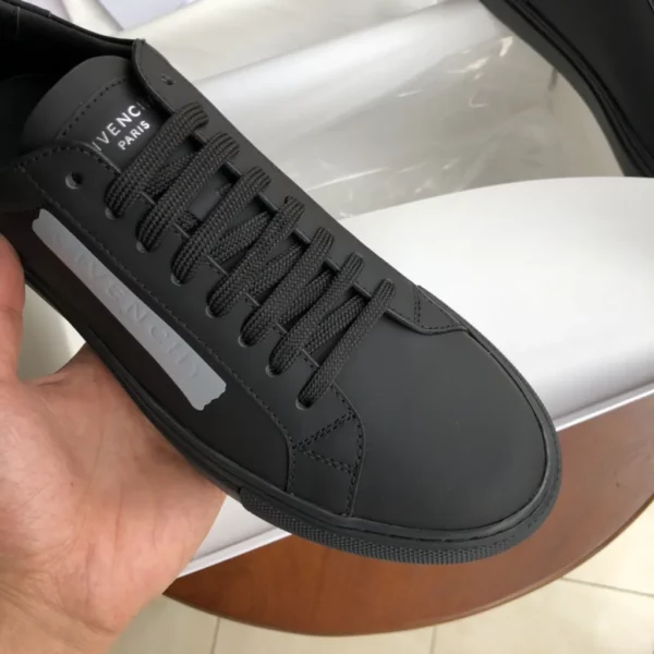 Givenchy shoes - rep shoes