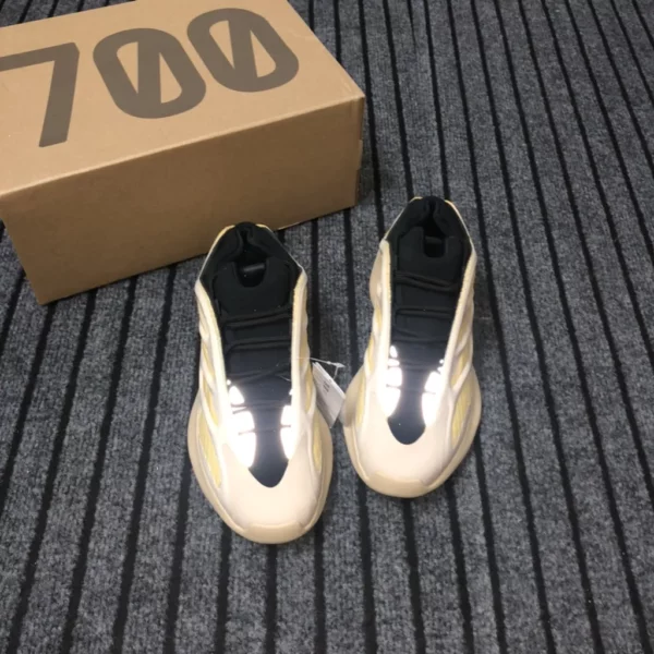 Yeezy shoes - rep shoes