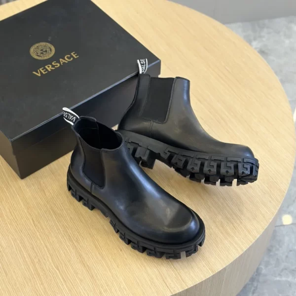 Versace shoes - rep shoes