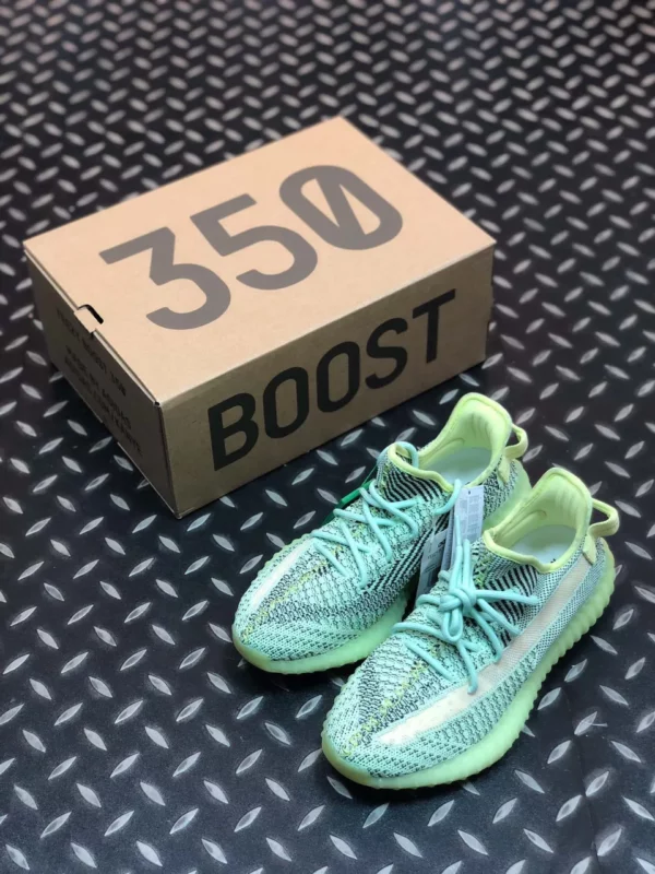 Yeezy shoes - rep shoes