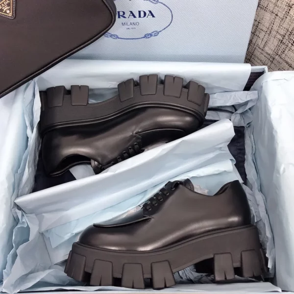 Prada shoes - Reps shoes