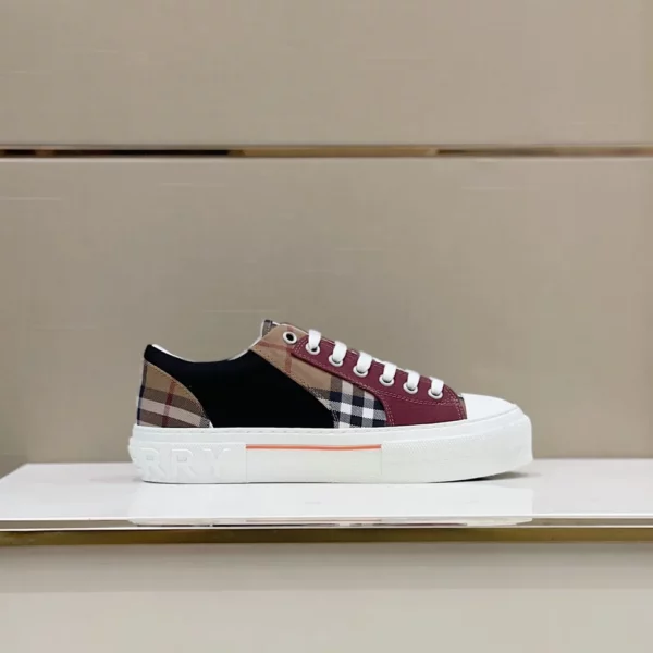 Burberry shoes - Reps shoes