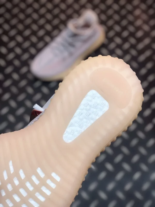 Yeezy shoes - Replica shoes