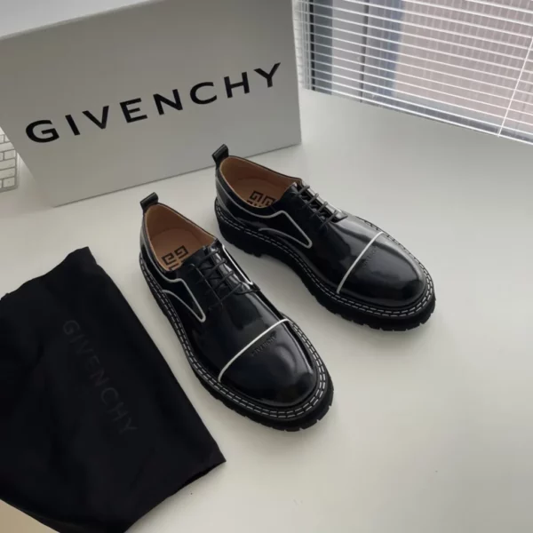 Givenchy shoes - Reps shoes