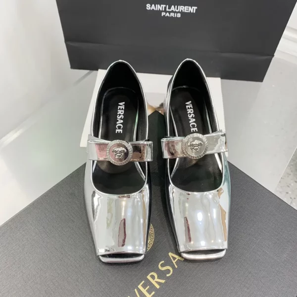 Versace shoes - Reps shoes