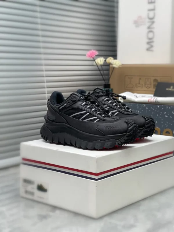 Moncler shoes - rep shoes