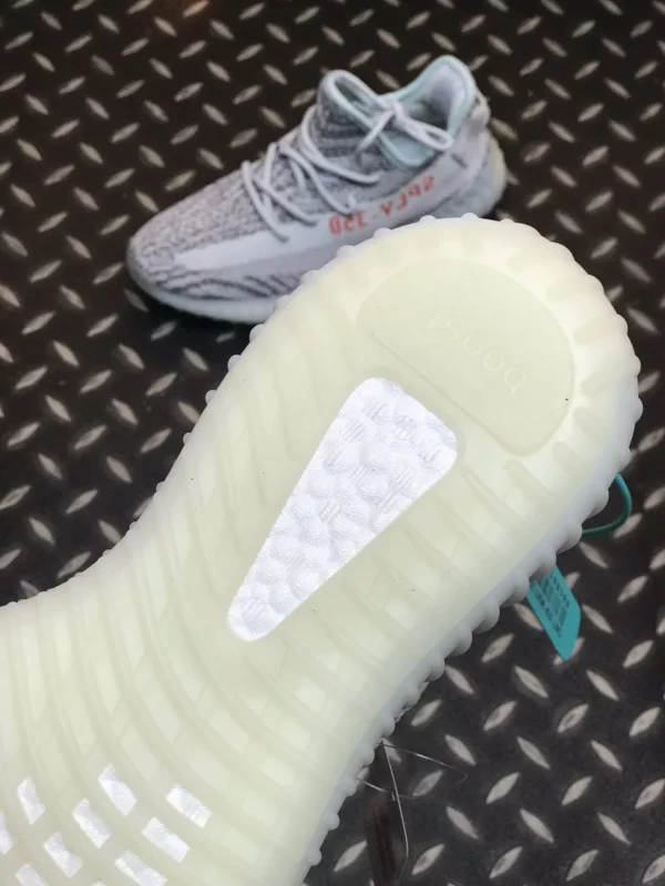 Yeezy shoes - Replica shoes