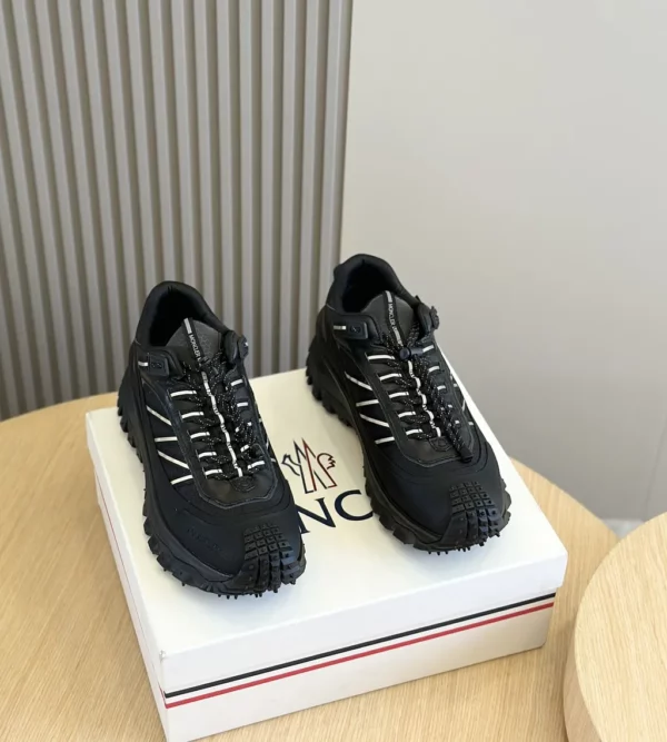 Moncler shoes - Replica shoes