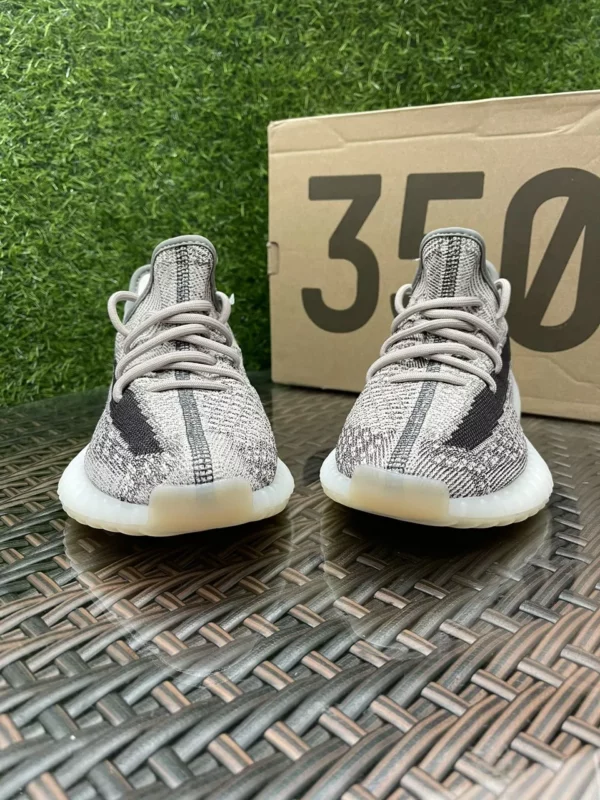 Yeezy shoes - Reps shoes