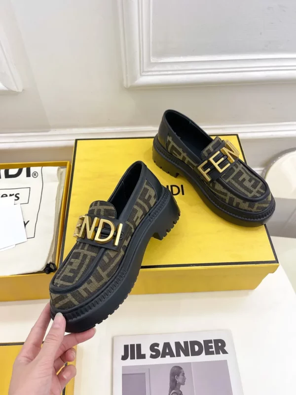 Fendi shoes - Replica shoes