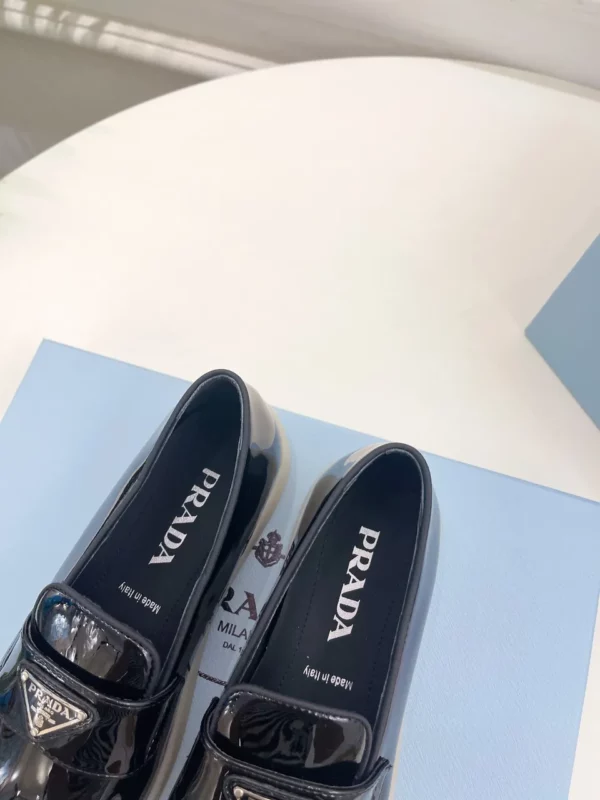 Prada shoes - Replica shoes