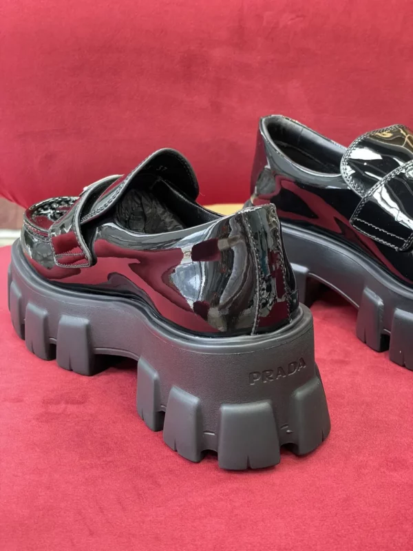 Prada shoes - Replica shoes