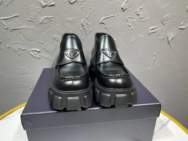 Prada shoes - rep shoes