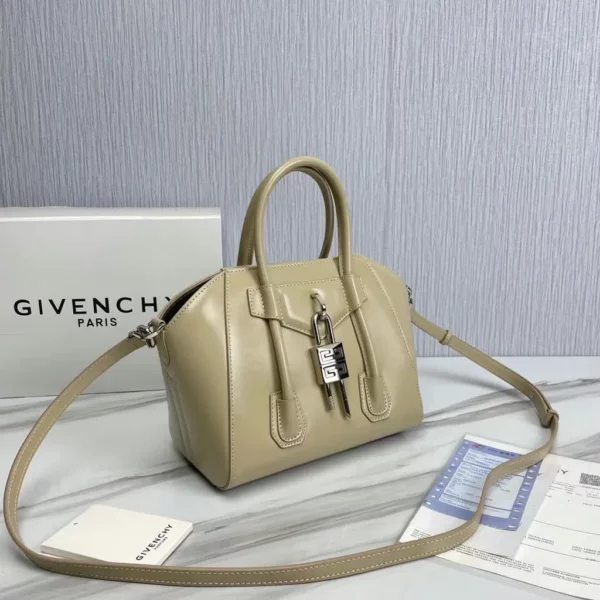 Givenchy bag - rep bags