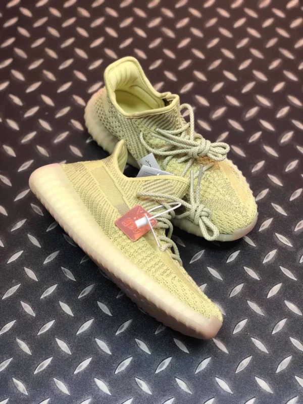 Yeezy shoes - Replica shoes