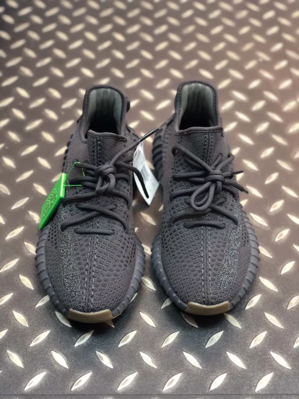 Yeezy shoes - Replica shoes