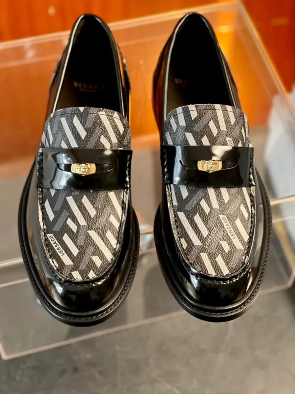 Versace shoes - Replica shoes