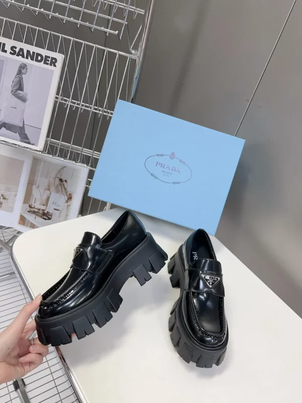 Prada shoes - Replica shoes