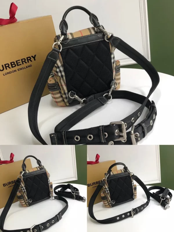 Burberry bag - rep bags