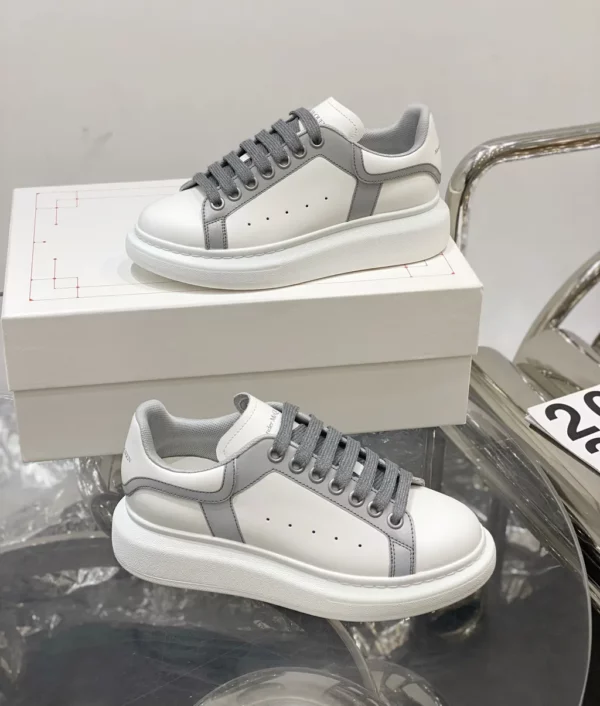 Alexander MCQueen shoes - Reps shoes