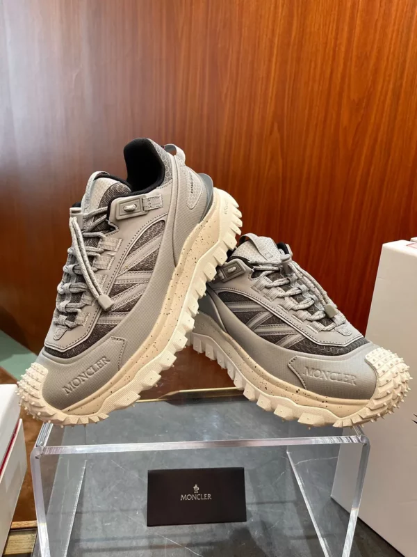 Moncler shoes - Replica shoes