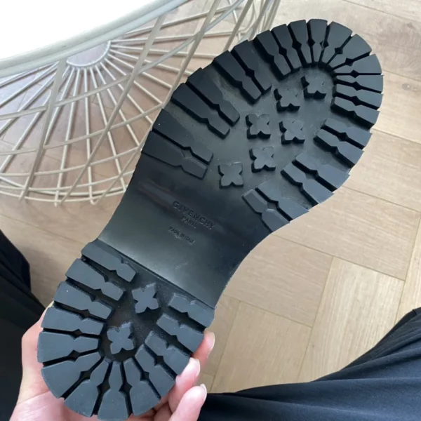 Givenchy shoes - Reps shoes