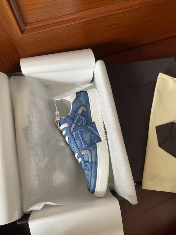 Valentino shoes - rep shoes