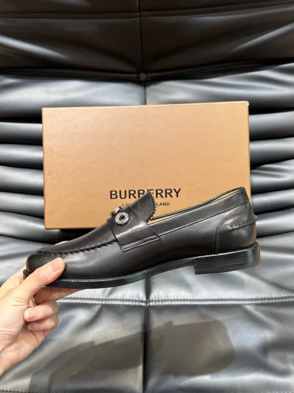 Burberry shoes - rep shoes