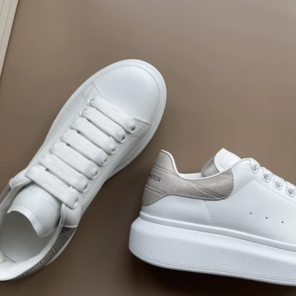 Alexander MCQueen shoes - Reps shoes