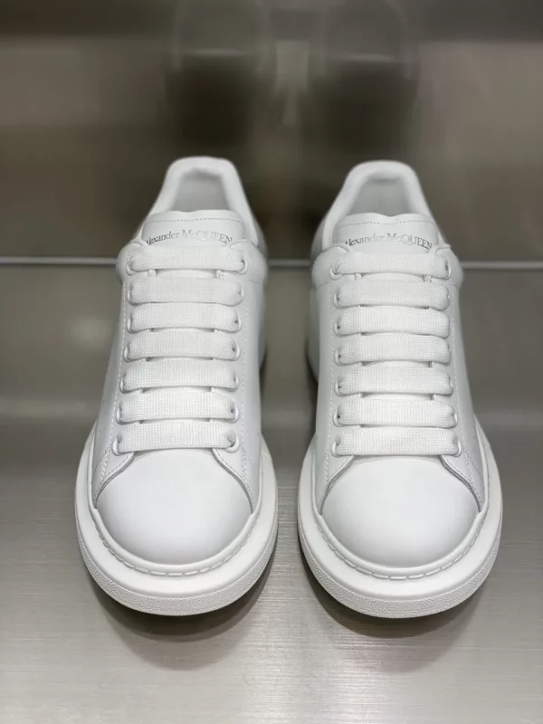 Alexander MCQueen shoes - Reps shoes