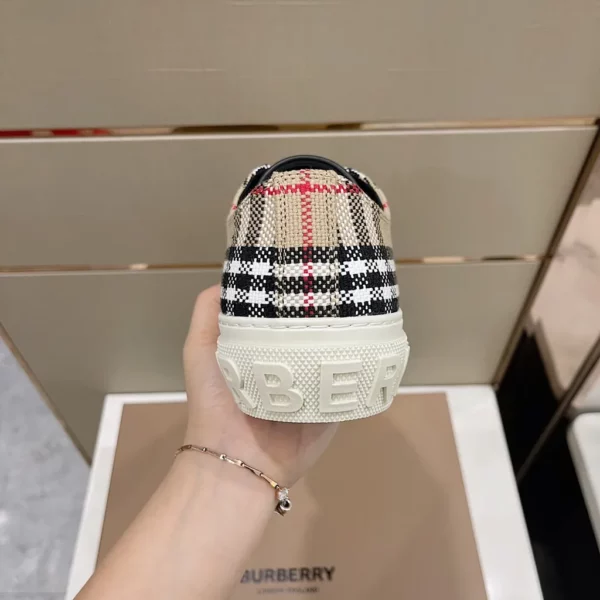 Burberry shoes - rep shoes