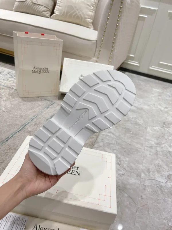 Alexander MCQueen shoes - rep shoes