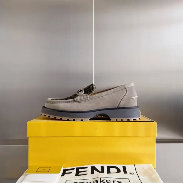 Fendi shoes - Replica shoes