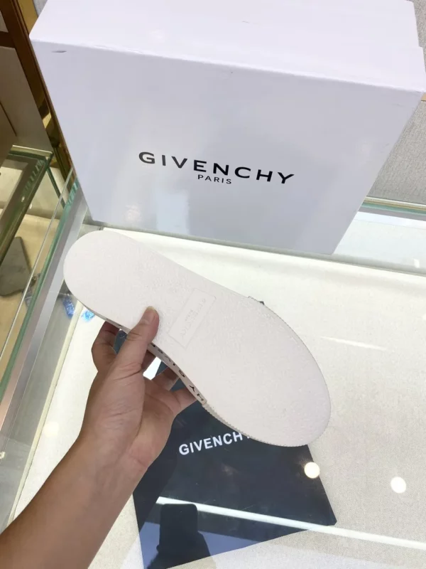 Givenchy shoes - rep shoes