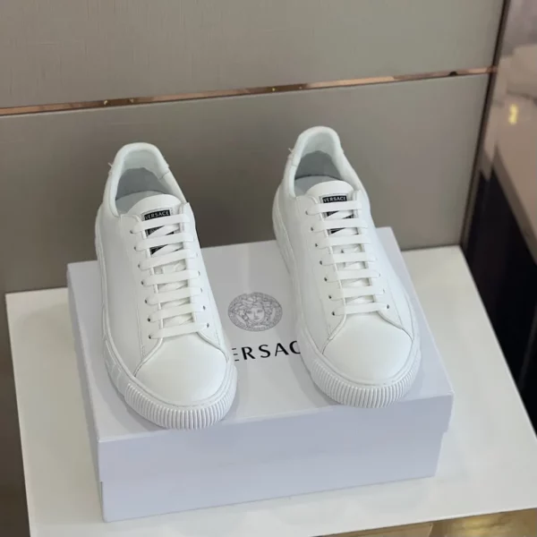 Versace shoes - Reps shoes