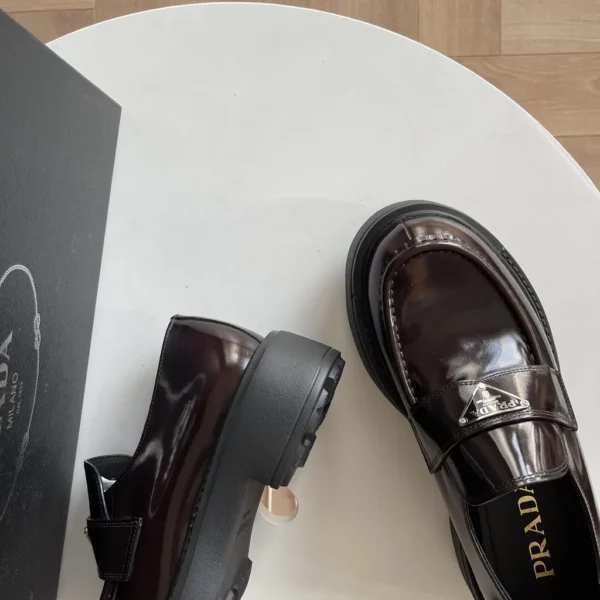 Prada shoes - Replica shoes