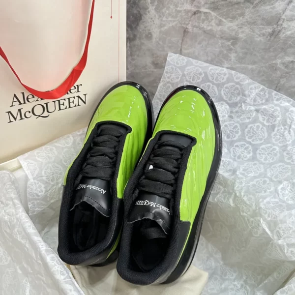 Alexander MCQueen shoes - rep shoes