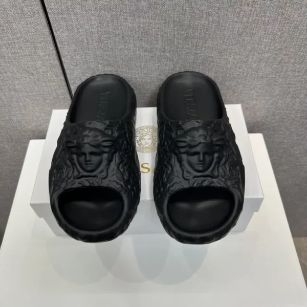 Versace shoes - rep shoes