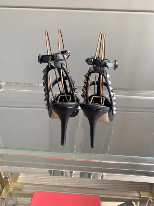 Valentino shoes - Replica shoes